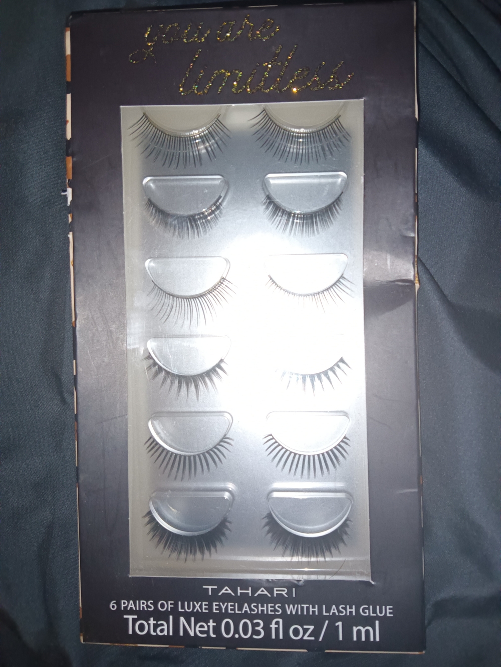 Tahari Luxe Eyelashes 6 Pack with Lash Glue Brand New